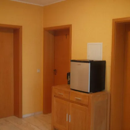 Zum Waldrand * זינסהיים