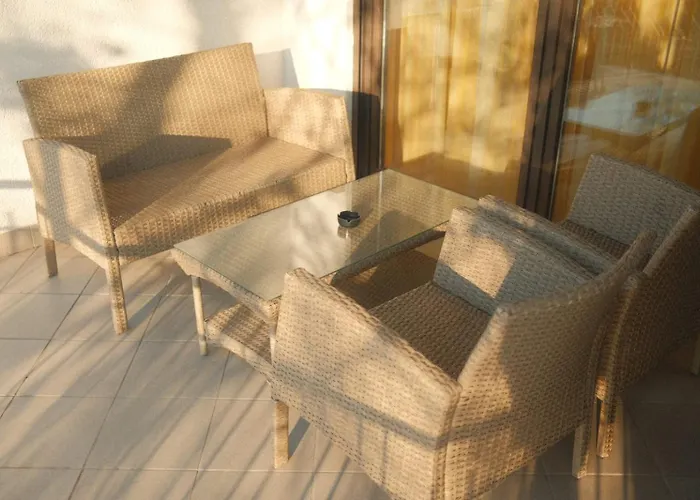 Zum Waldrand בית הארחה *