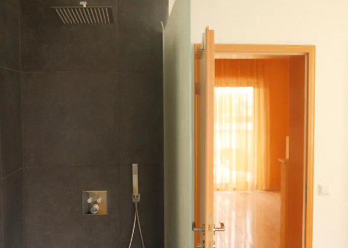 בית הארחה Zum Waldrand