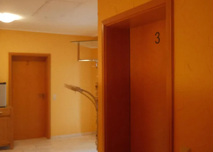 Zum Waldrand Pensionat *